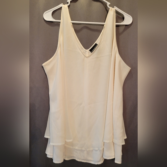 EUC - Lane Bryant Light Cream Colored Layered Dress Tank Top, woman's size 20. - Picture 3 of 10